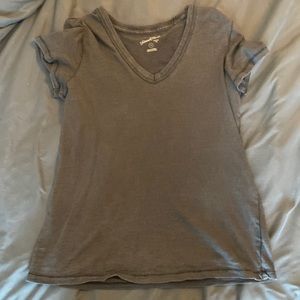 Universal threads grey top